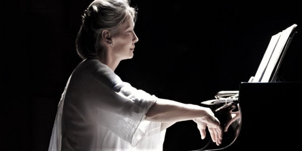 Frédéric Chopin, l’hommage d’Élizabeth Sombart Frédéric Chopin, l’hommage d’Élizabeth Sombart